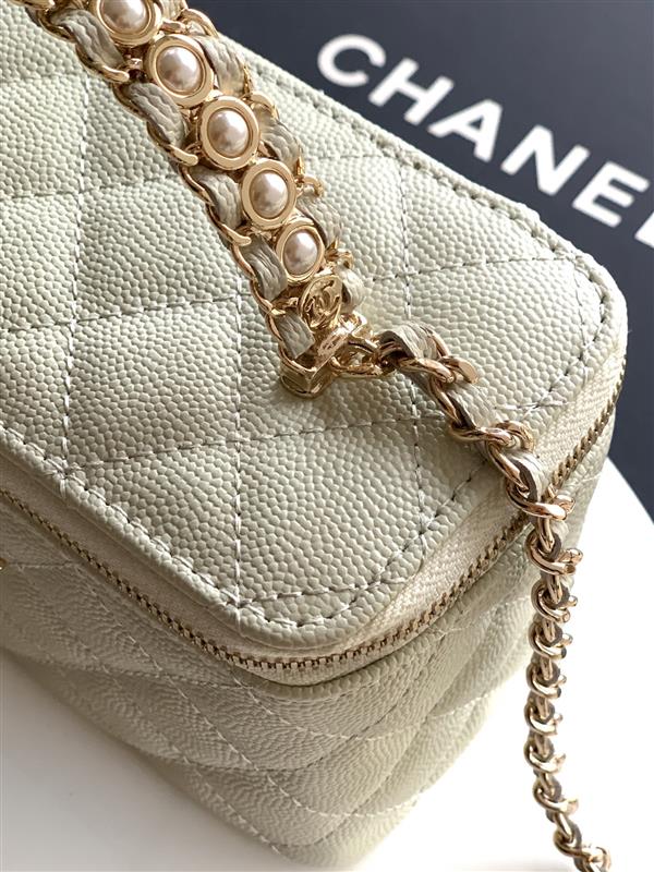 2026127215529988 580